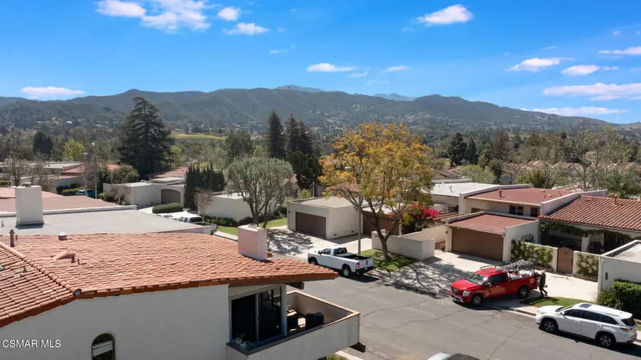 898 Woodlawn Drive, Thousand Oaks, CA 91360 - #2