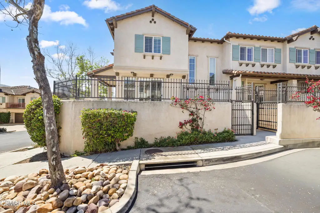 201 Via Antonio, Newbury Park, CA 91320 - #1
