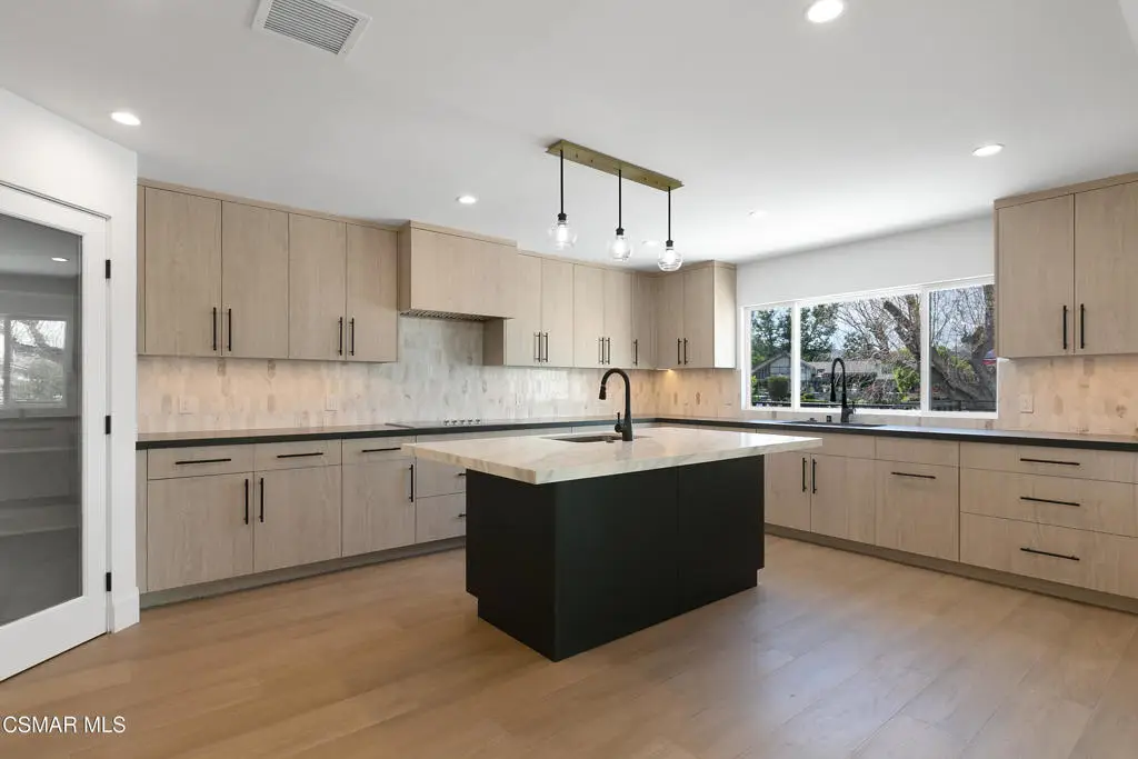 32164 Beachlake Lane, Westlake Village, CA 91361 - #1