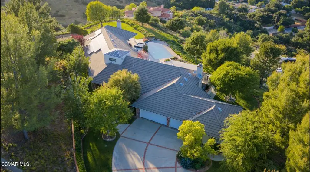 24525 Desert Avenue, Newhall, CA 91321 - #1