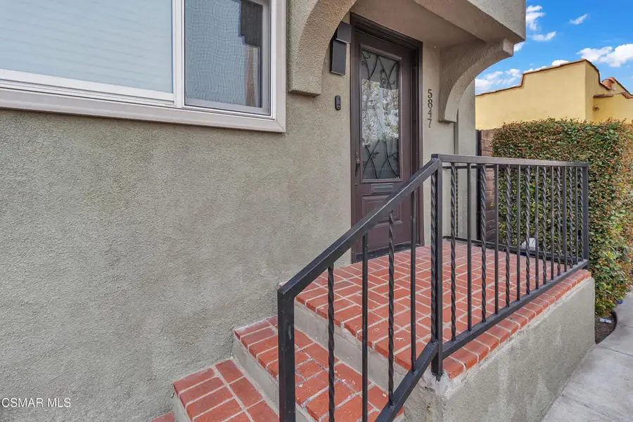 5847 S Wilton Place #5849, Los Angeles, CA 90047 - #3