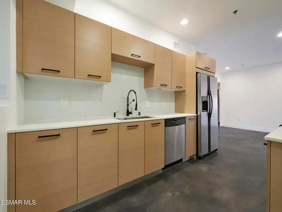 5016 Bakman Avenue #104, North Hollywood, CA 91601 - #2