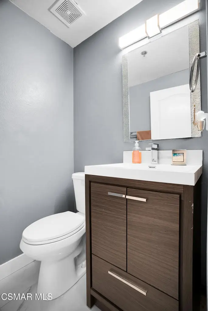 4348 Mammoth Avenue #203, Sherman Oaks, CA 91423 - #2
