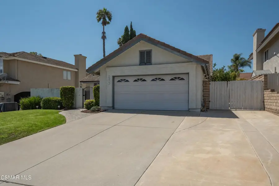 6075 Fremont Circle, Camarillo, CA 93012 - #3