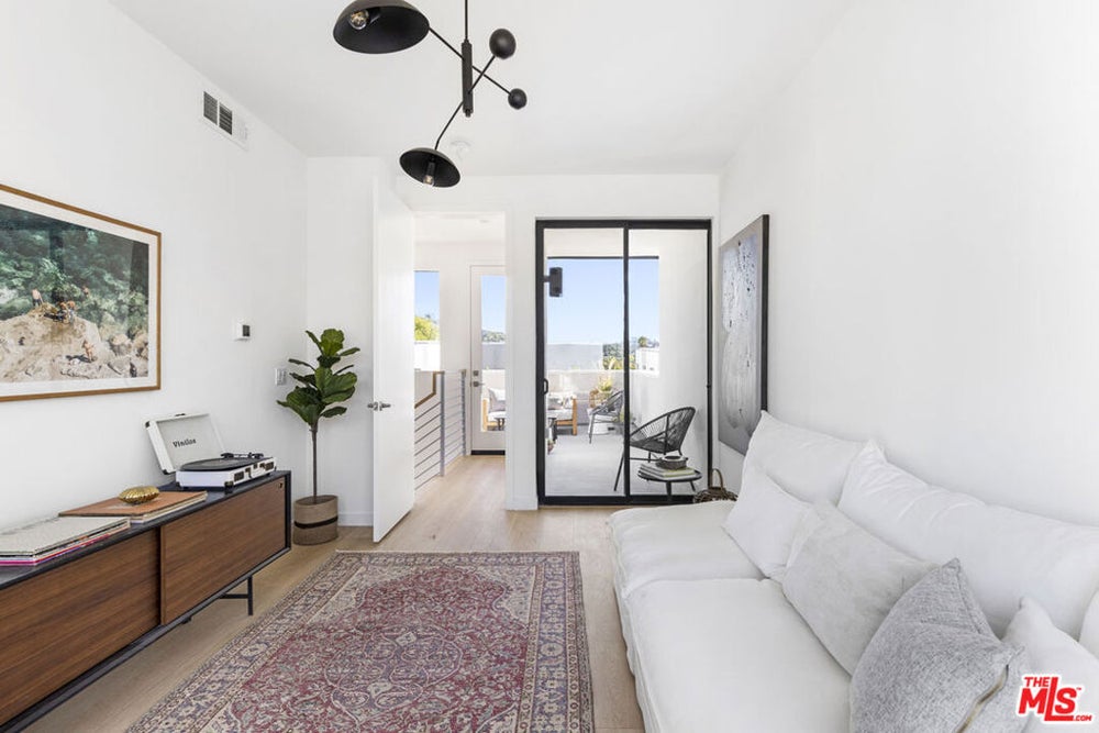 3411 N Fletcher Drive, Los Angeles, CA 90065 BHGRE