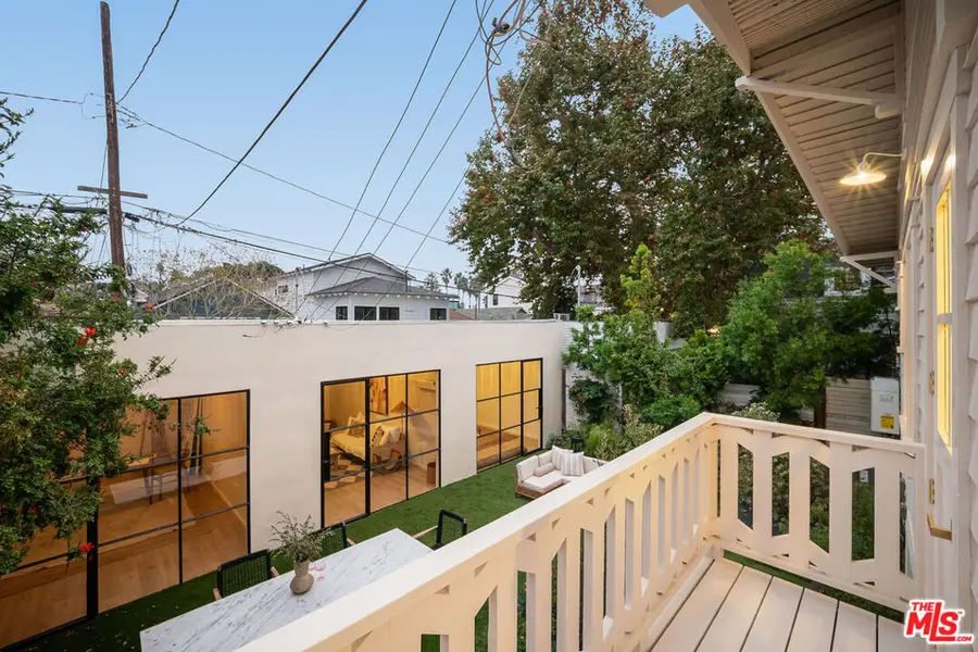 132 Wadsworth Avenue, Santa Monica, CA 90405 - #2