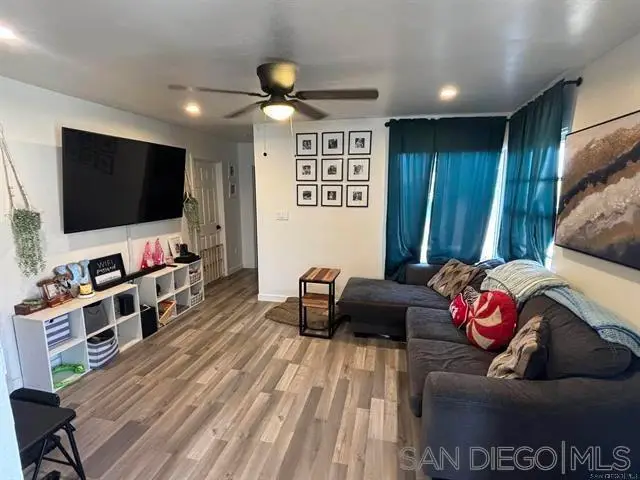 975 89 S Lincoln Ave, El Cajon, CA 92020 - #3