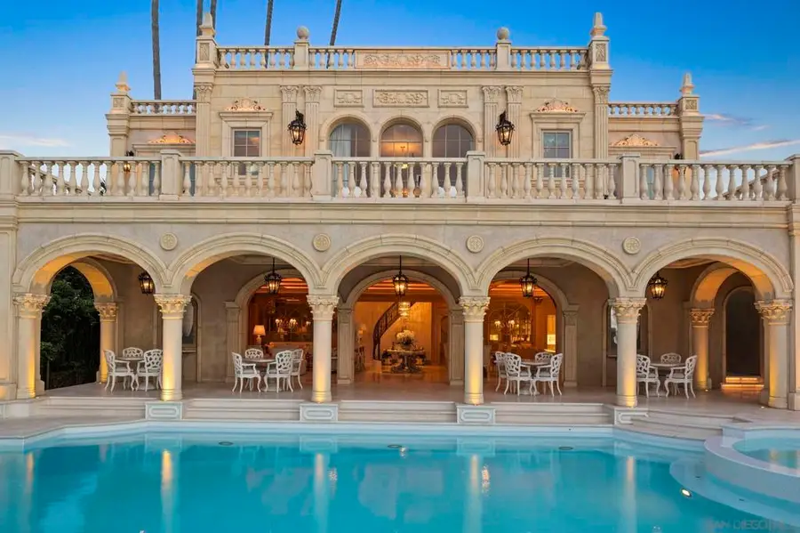 1900 Spindrift Dr, La Jolla, CA 92037 - #3