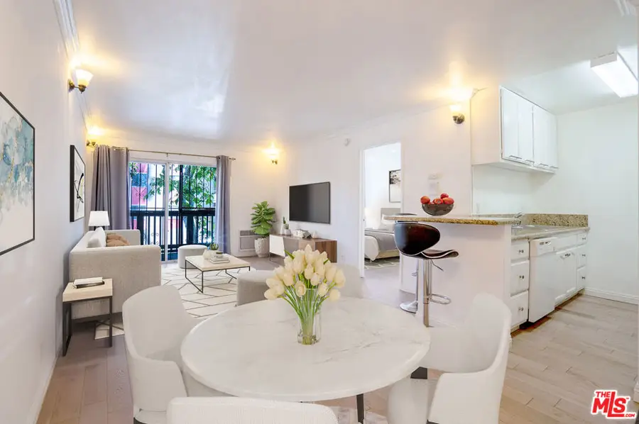 525 S Ardmore Avenue #121, Los Angeles, CA 90020 - Image #3