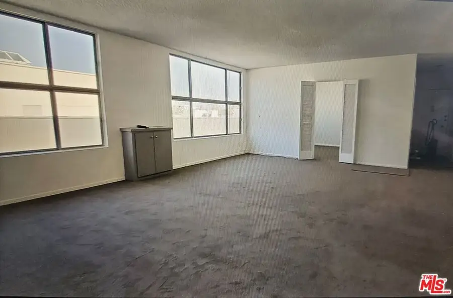 252 S Reeves Drive, Beverly Hills, CA 90212 - #3