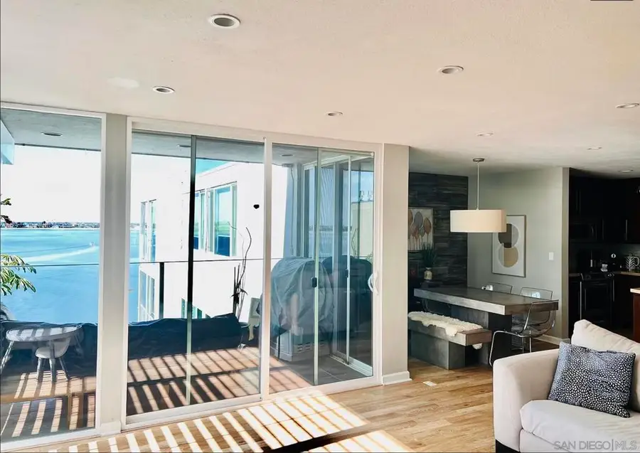 3850 Riviera Drive #3B, San Diego, CA 92109 - Image #2