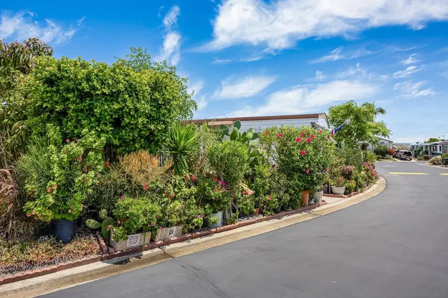 1600 E Vista Way #SPC 103, Vista, CA 92084 - Image #3