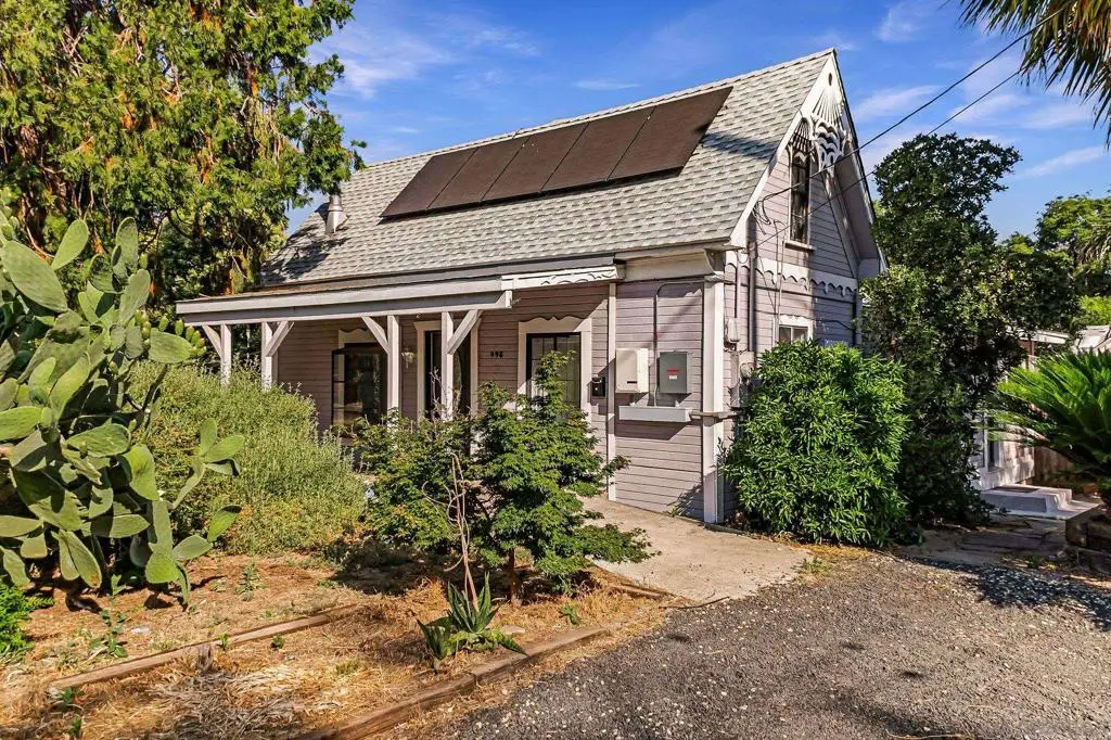 498 E 8th Ave, Chico, CA 95926 - Image #1