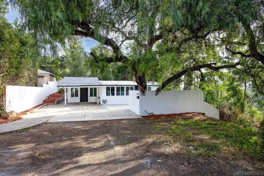 678 Robby Way, Fallbrook, CA 92028 - #2