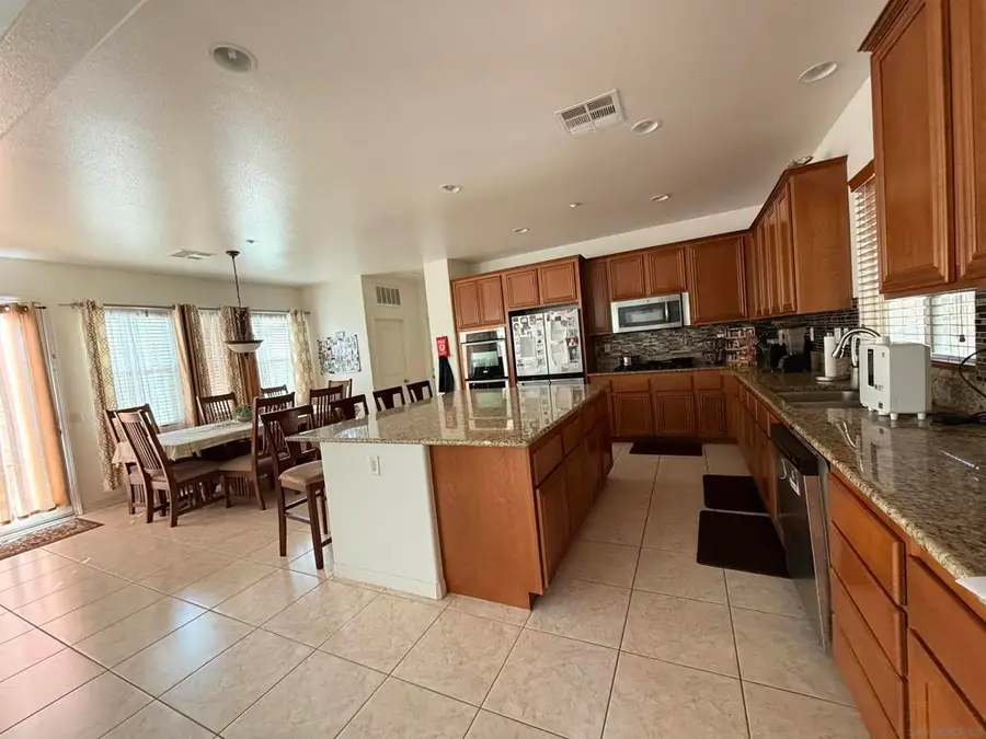 3177 Katharine Dr, Escondido, CA 92027 - Image #2