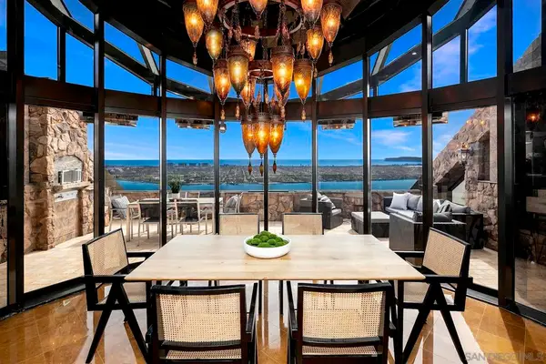 100 Harbor Dr #4102, San Diego, CA 92101