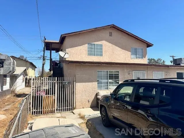 737 Renaud Ct, Calexico, CA 92231 - #2