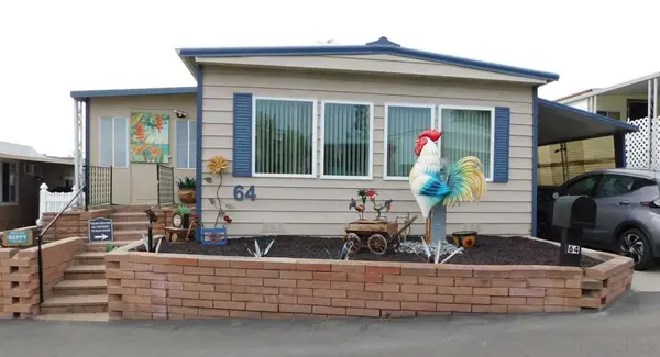 245 W Bobier Dr #SPC 64, Vista, CA 92083