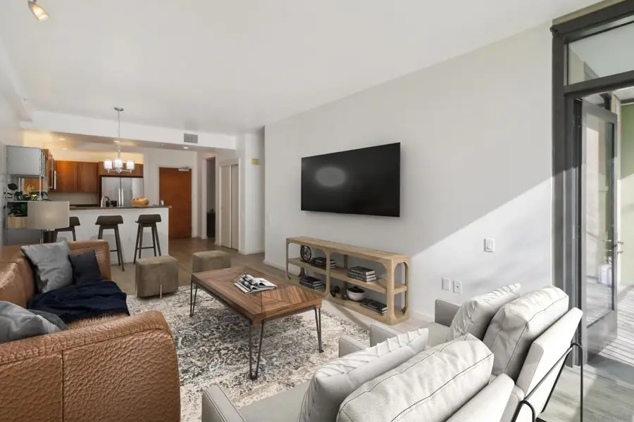 350 11th Ave #319, San Diego, CA 92101 - Image #2