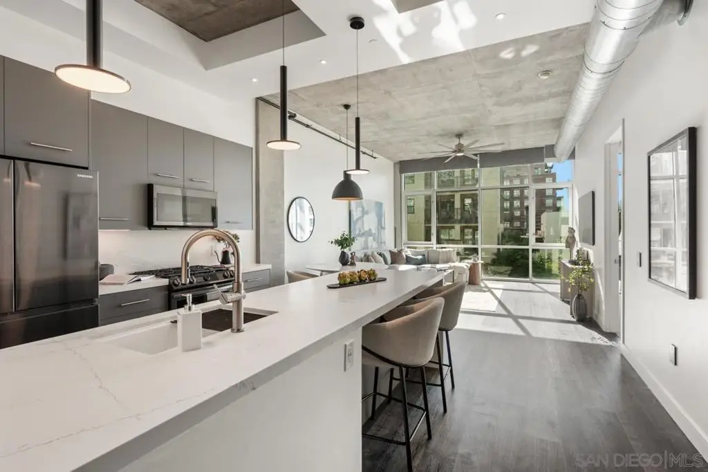 1025 Island Ave #402, San Diego, CA 92101 - Image #1