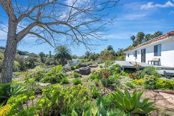 1761 Winterwarm Dr, Fallbrook, CA 92028