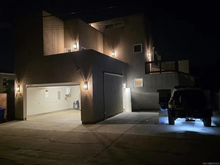 2114 Felspar St, San Diego, CA 92109 - Image #3