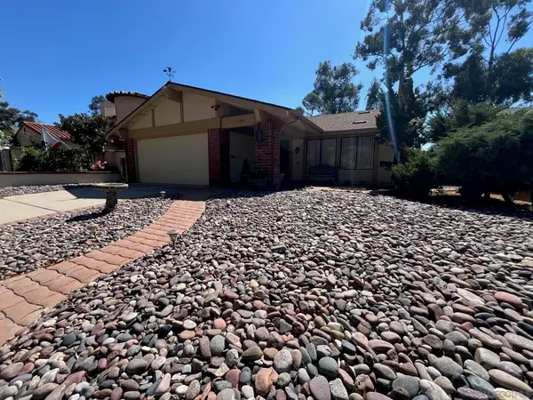 11787 La Colina Road, San Diego, CA 92131