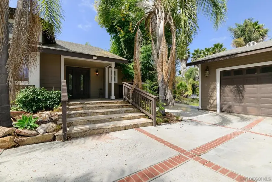 30015 Ridge Creek Rd, Valley Center, CA 92082 - Image #2