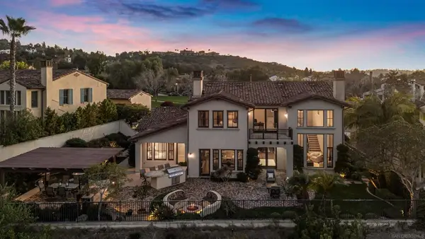 8117 Lamour Ln, San Diego, CA 92127