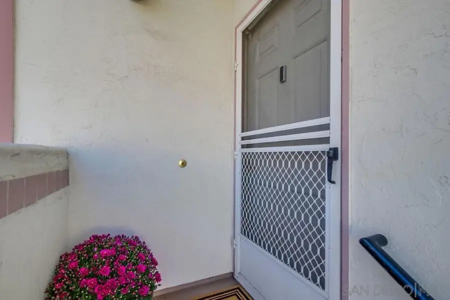 9458 Twin Trails Dr #205, San Diego, CA 92129 - Image #3