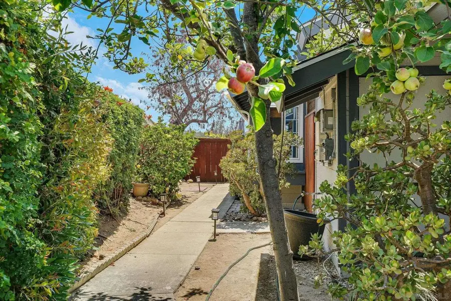 5233 Caminito Cachorro, San Diego, CA 92105 - Image #2