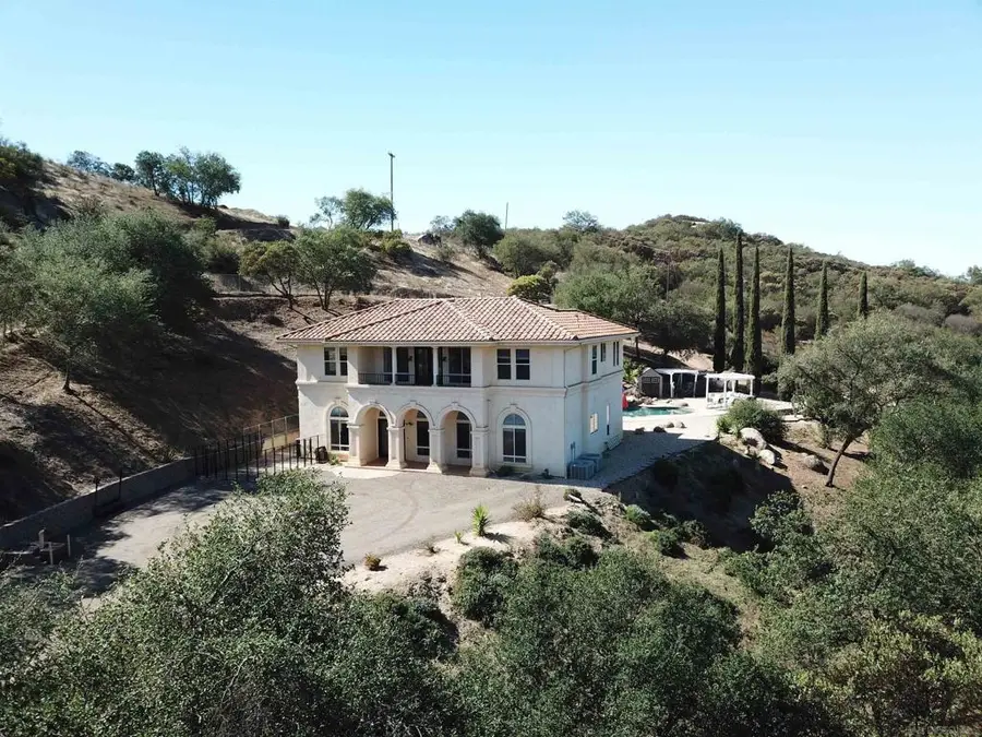 15735 Lawson Valley Road, Jamul, CA 91935 - Image #2