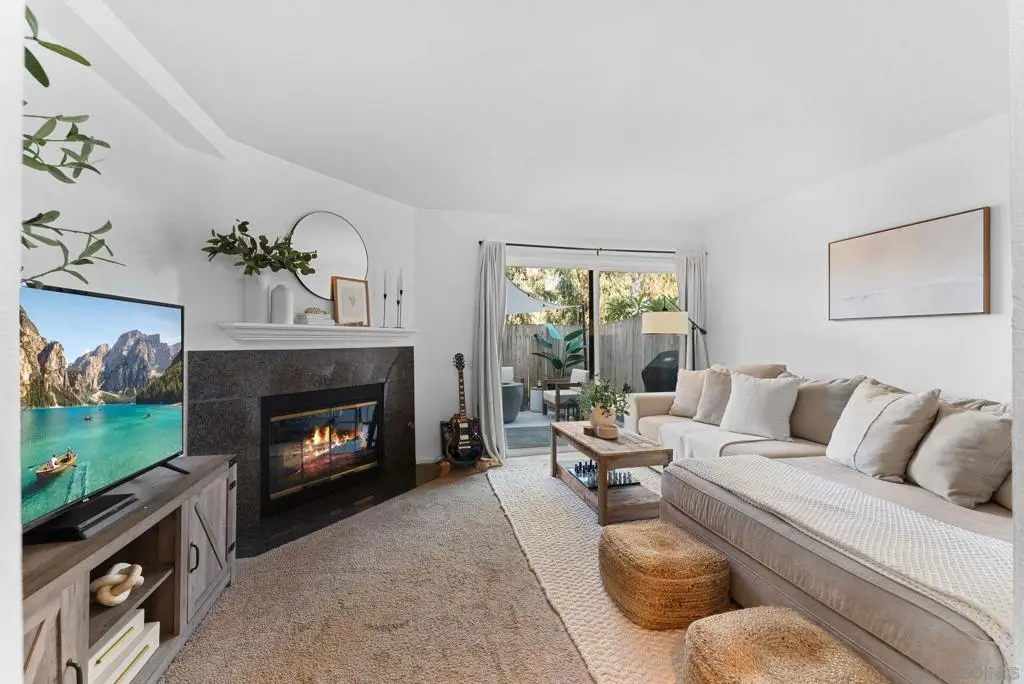 4527 Contour Blvd #8, San Diego, CA 92115 - Image #1