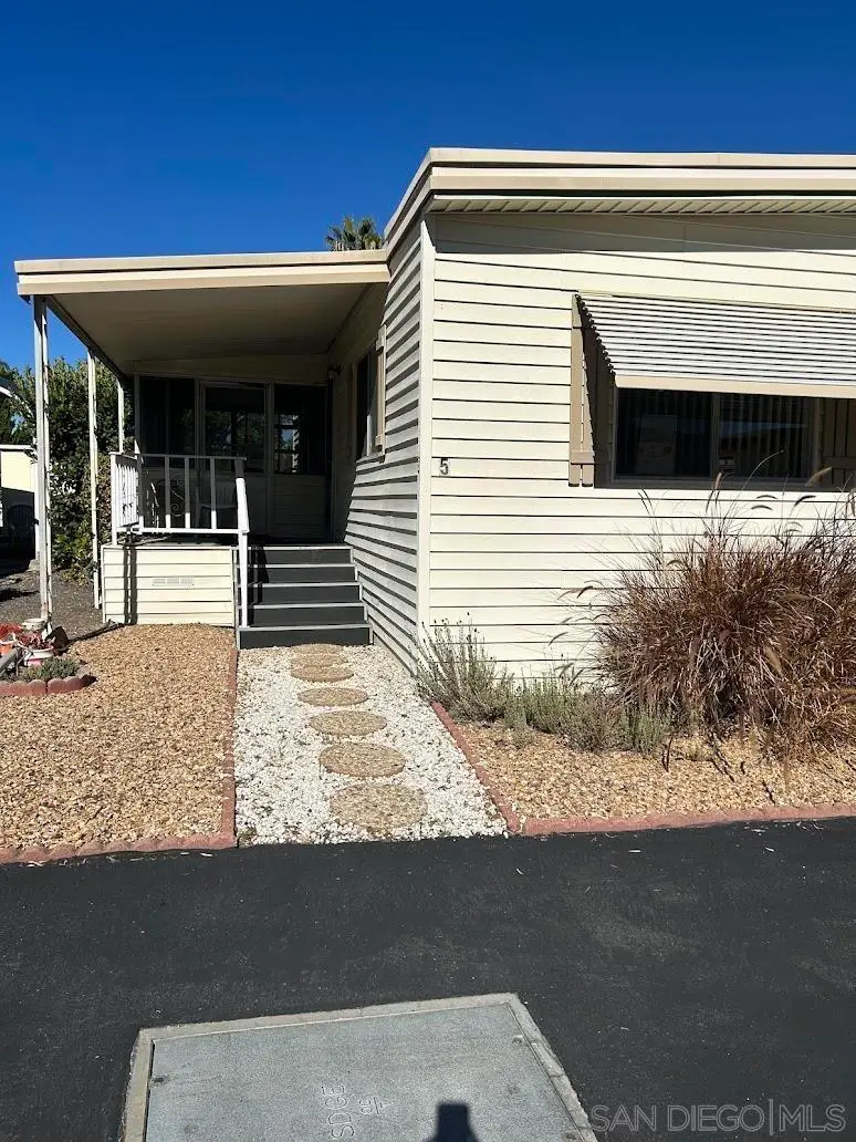 1501 Anza Avenue #5, Vista, CA 92084 - Image #1