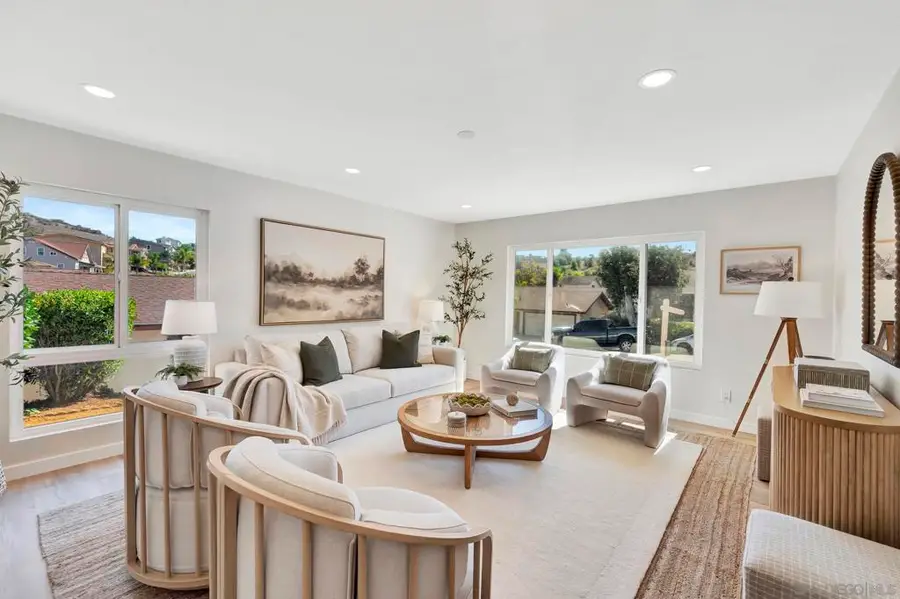 11384 Almazon St, Weston, CA 92129 - Image #3