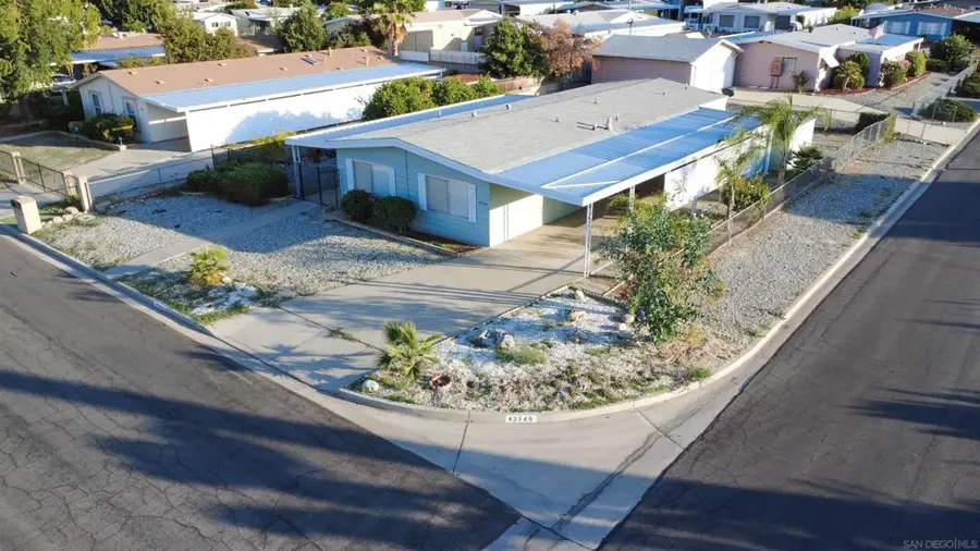 43745 Rassle Dr, Hemet, CA 92544 - Image #2