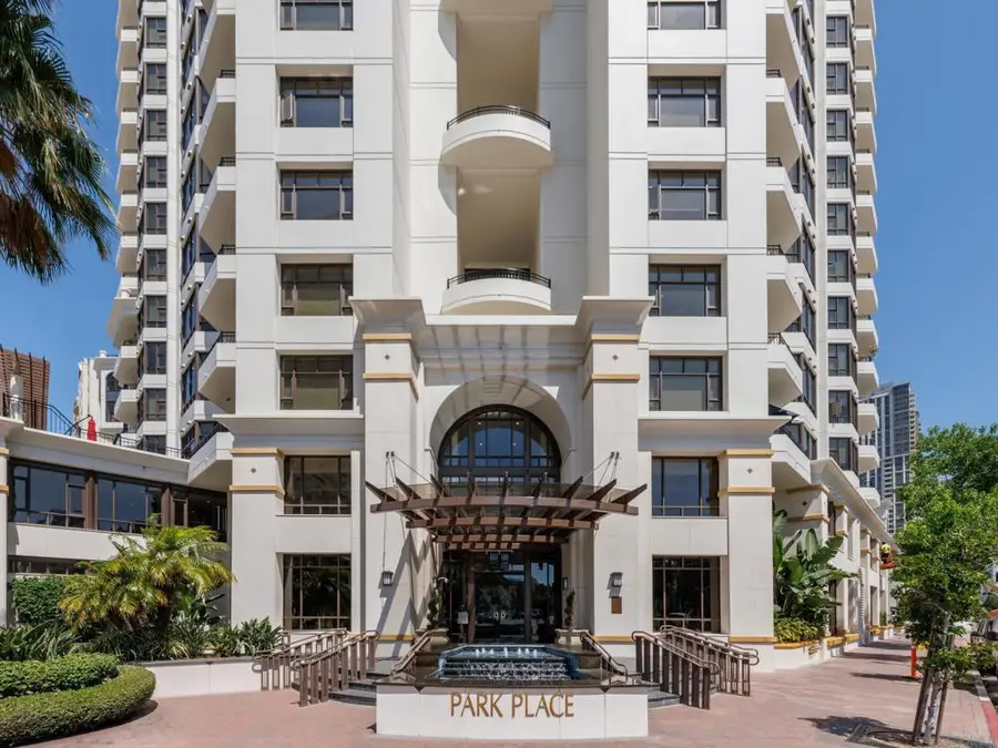 700 W Harbor Dr #202, San Diego, CA 92101 - Image #2