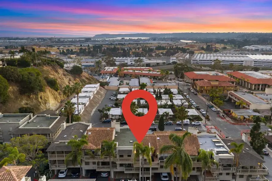 3961 Hortensia St #H4, San Diego, CA 92110 - Image #2