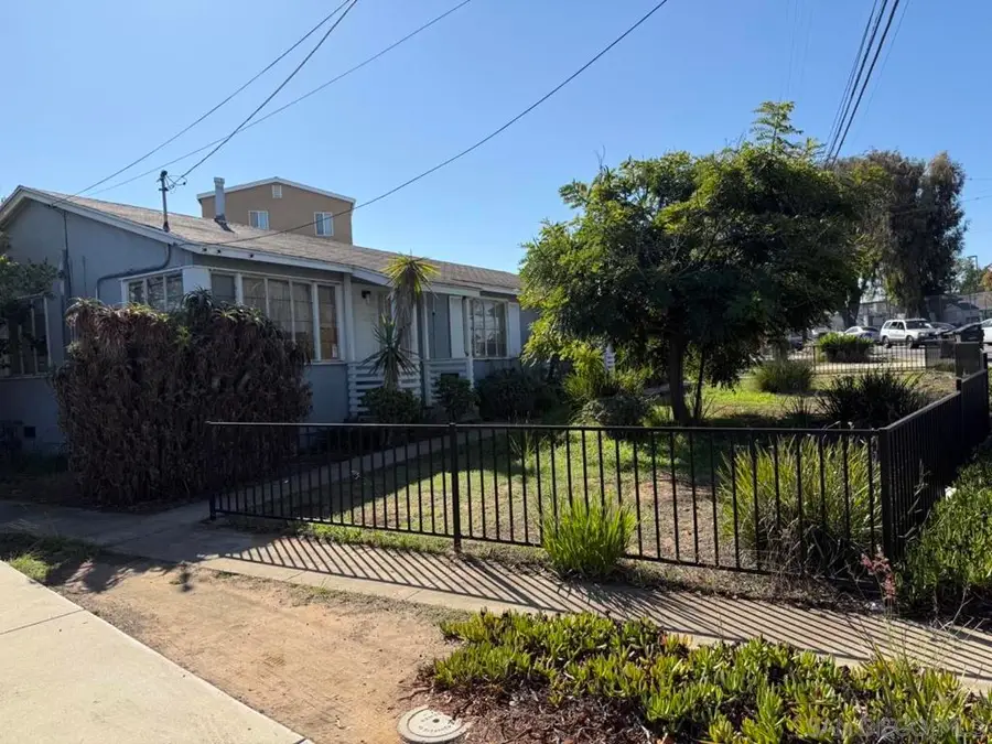 2415 17 E Jewett St, San Diego, CA 92111 - Image #2