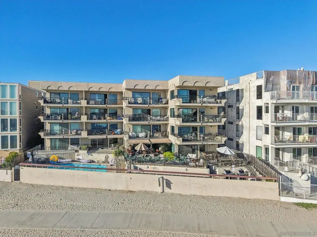 1235 Parker Pl #2B, San Diego, CA 92109 - Image #1