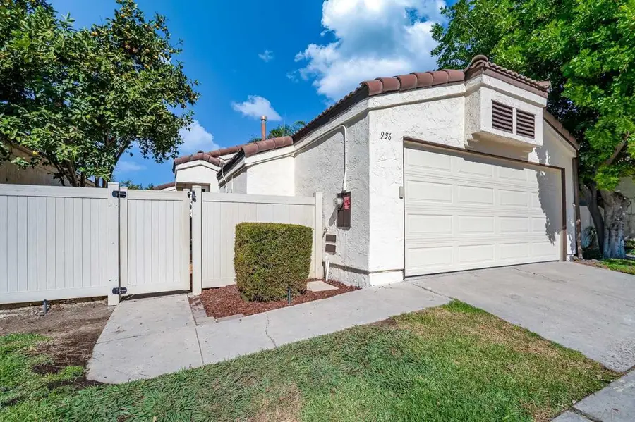 956 S 45th St, San Diego, CA 92113 - Image #3