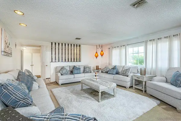 166 Via De Laurencio, Chula Vista, CA 91910