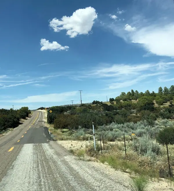 2885 Ribbonwood Rd, Boulevard, CA 91905