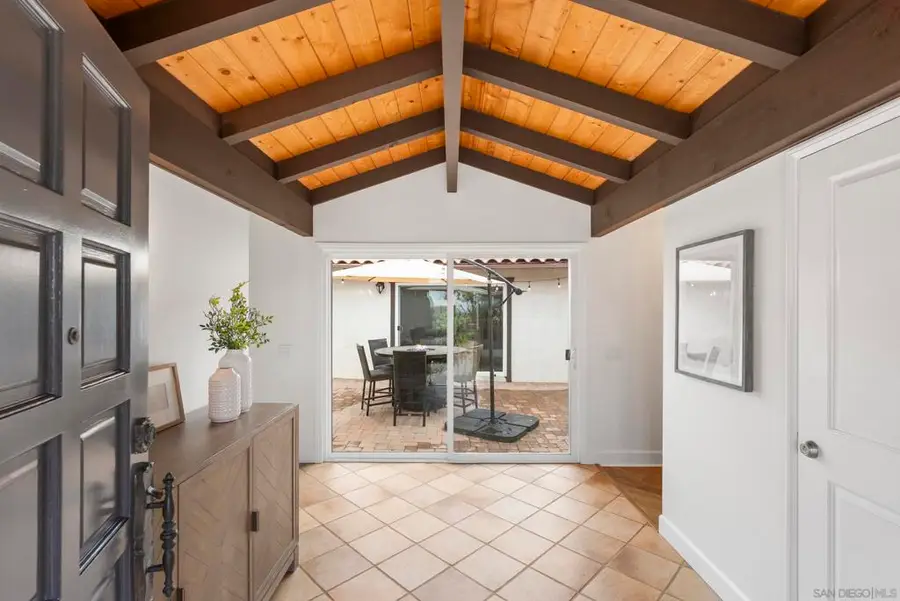 1918 Odell Cir, Vista, CA 92084 - Image #3