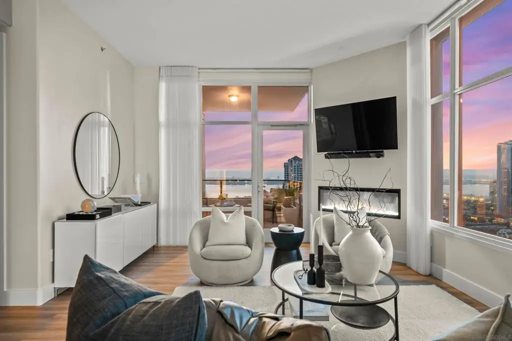 550 Front St #2303, San Diego, CA 92101 - Image #1