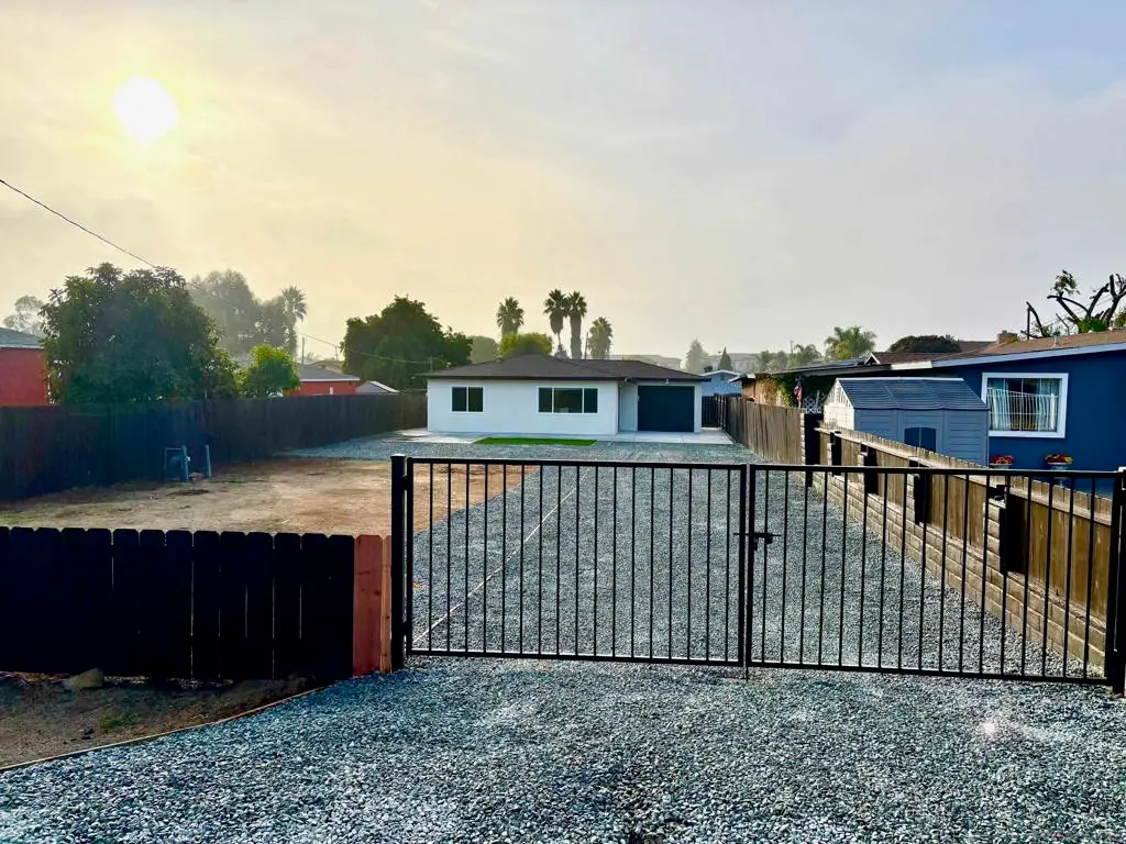 154 Palm Ave, Chula Vista, CA 91911 - Image #1