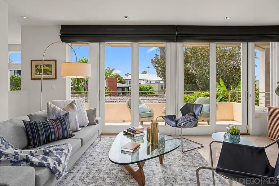 302 Prospect Street #7, La Jolla, CA 92037 - Image #2