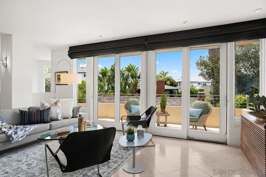 302 Prospect Street #7, La Jolla, CA 92037 - Image #3