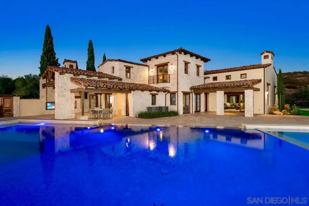 8069 Entrada De Luz E, San Diego, CA 92127 - Image #1