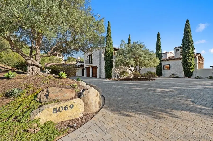 8069 Entrada De Luz E, San Diego, CA 92127 - Image #2